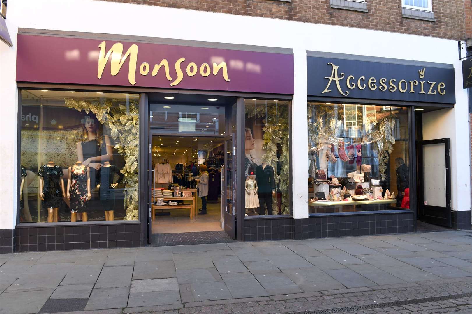 Monsoon Accessorize, the business behind popular High Street fashion retailers Monsoon and Accessorize have announced they are closing 35 stores across the UK with 3 in The Three Counties